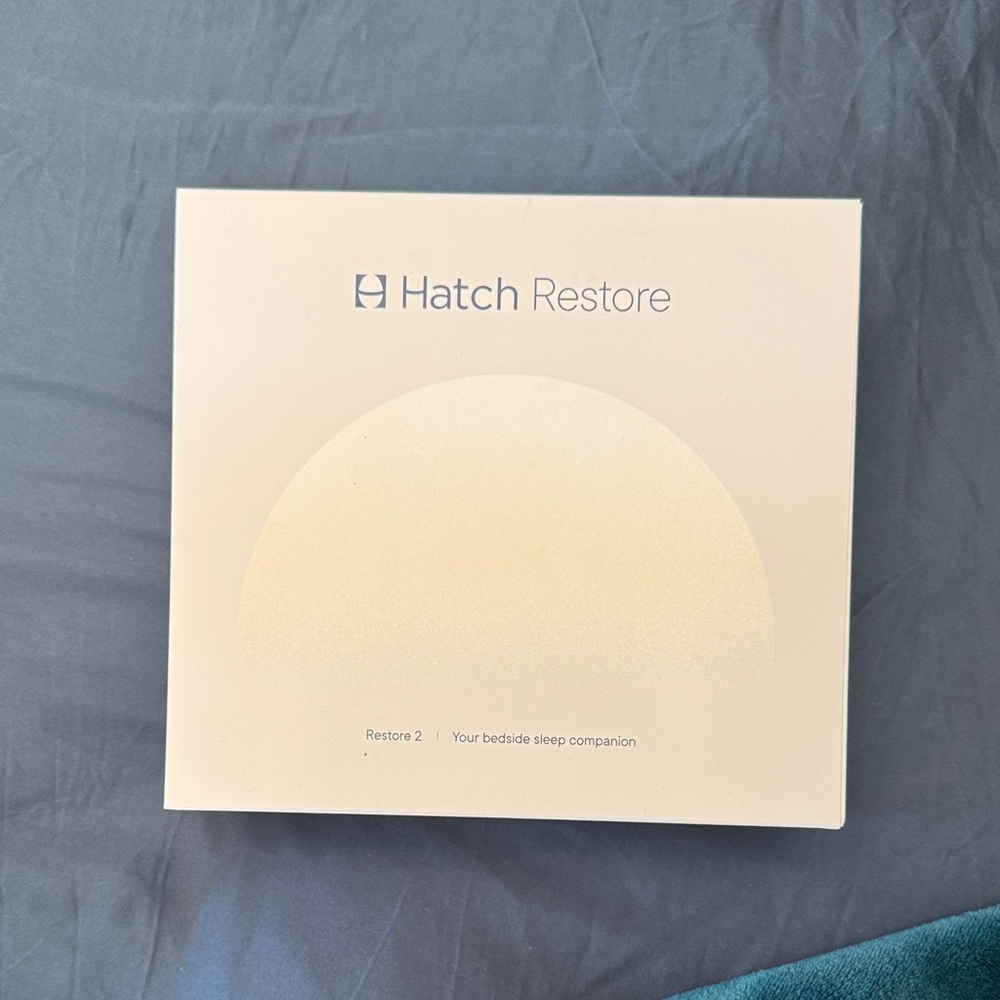 NEW IN Box, Hatch Restore 2 Sunrise Alarm Clock + Sound Machine (Putty)